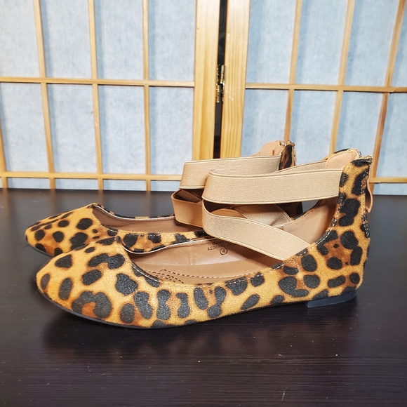 Leopard Print Flats With Ankle Straps 